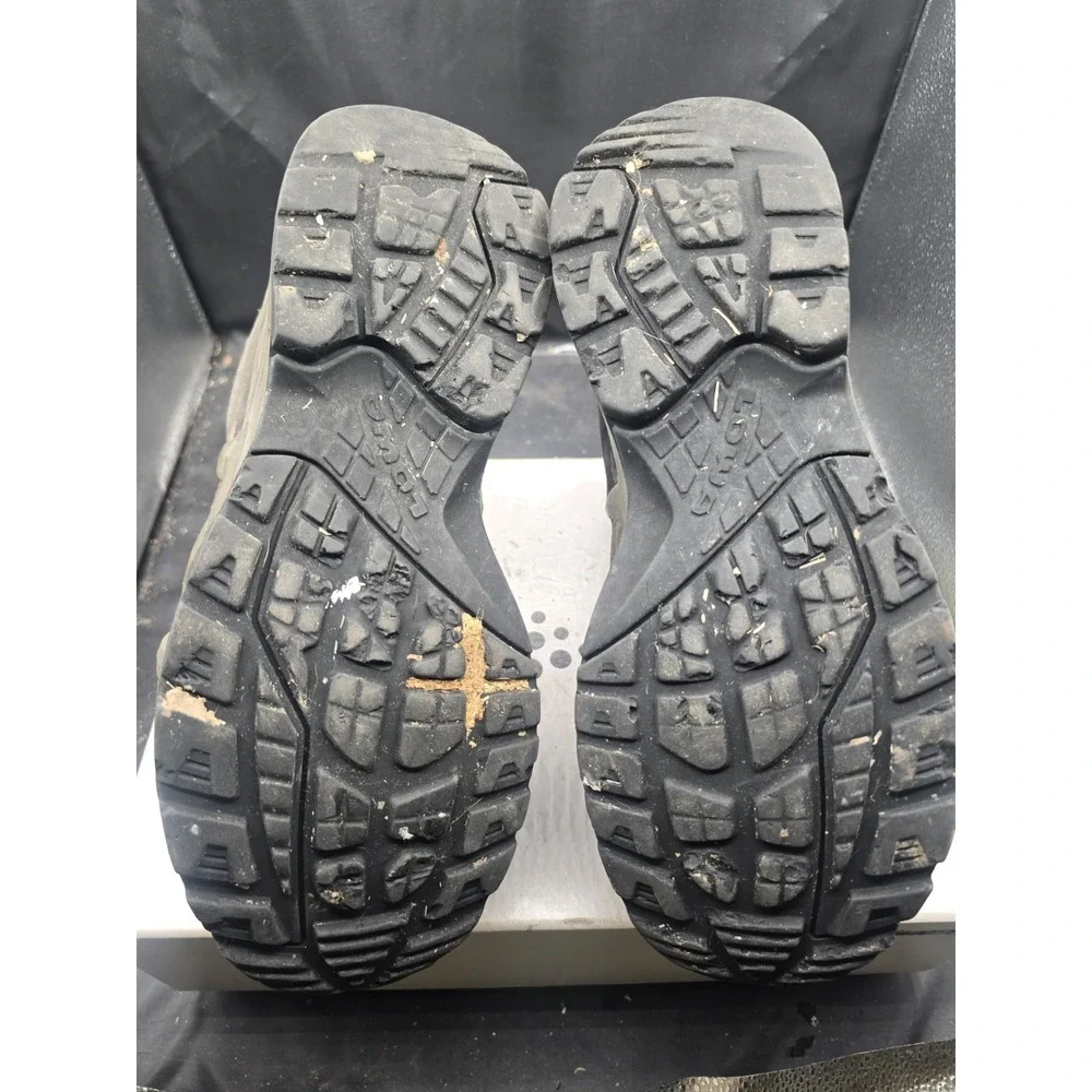 Lowa product pair